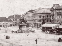 Trg bana Jelačića 1875. godine.jpg